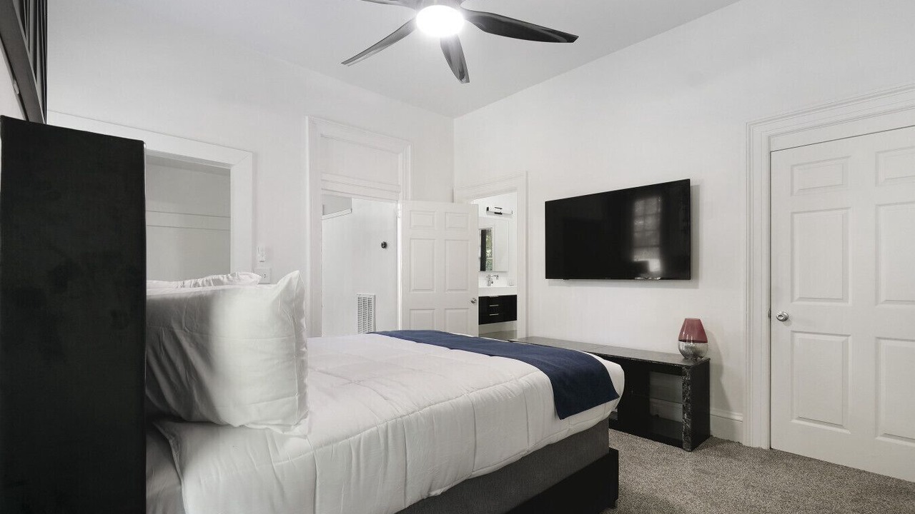 Photo of Bedroom in Montgomery