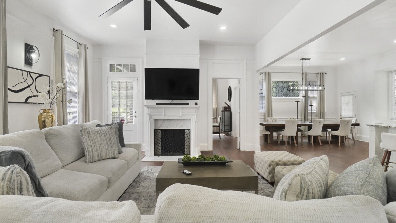 Photo of Livingroom in Montgomery