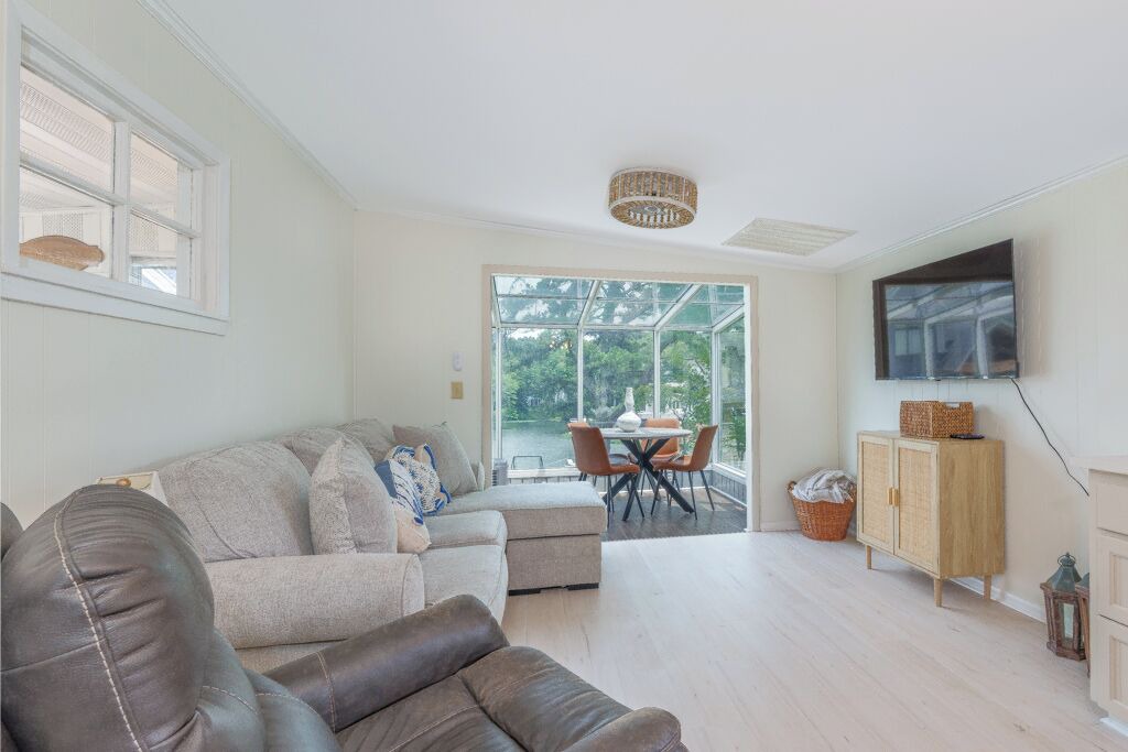 Photo of Livingroom in Muscle Shoals
