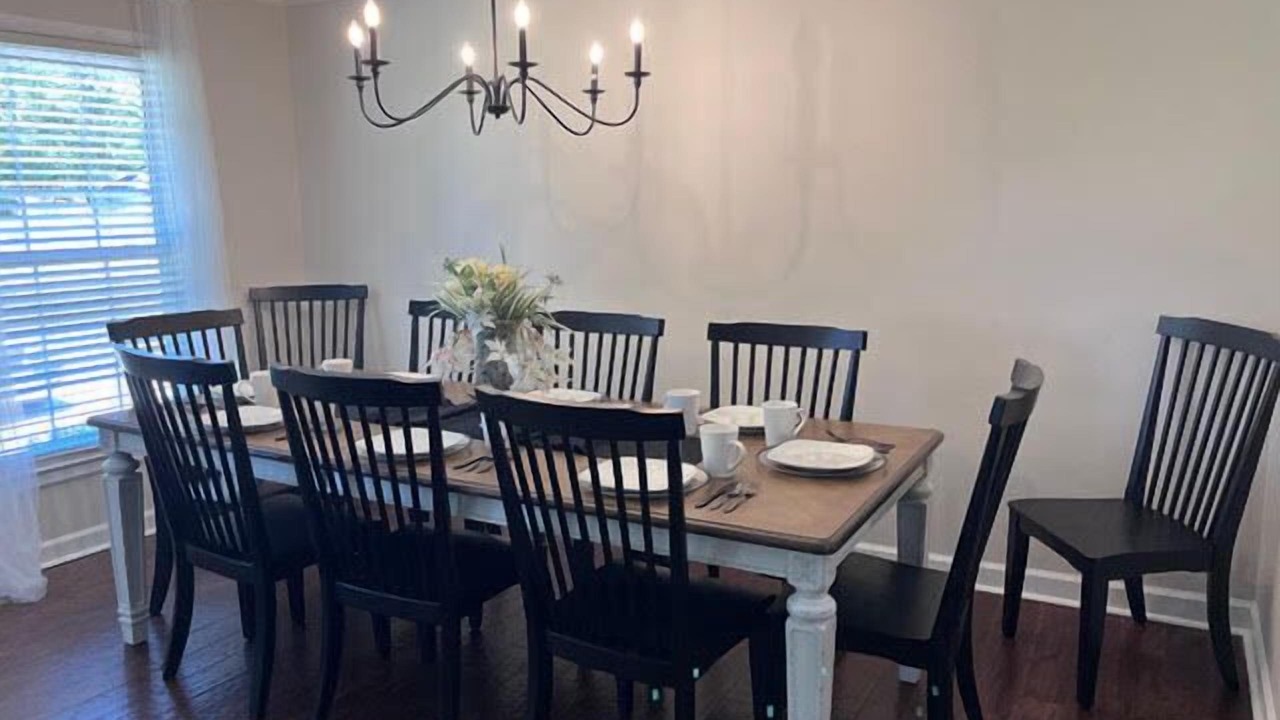 Photo of Livingroom in Muscle Shoals