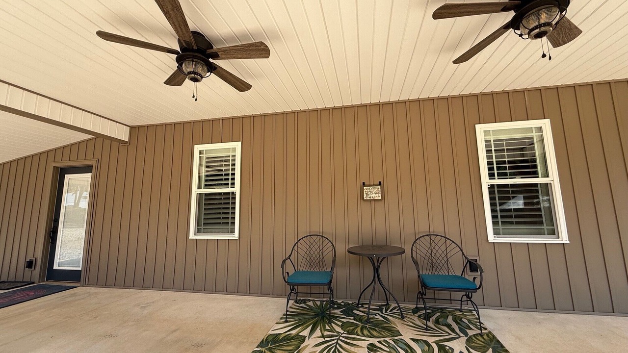 Photo of Patio Balcony in Delta
