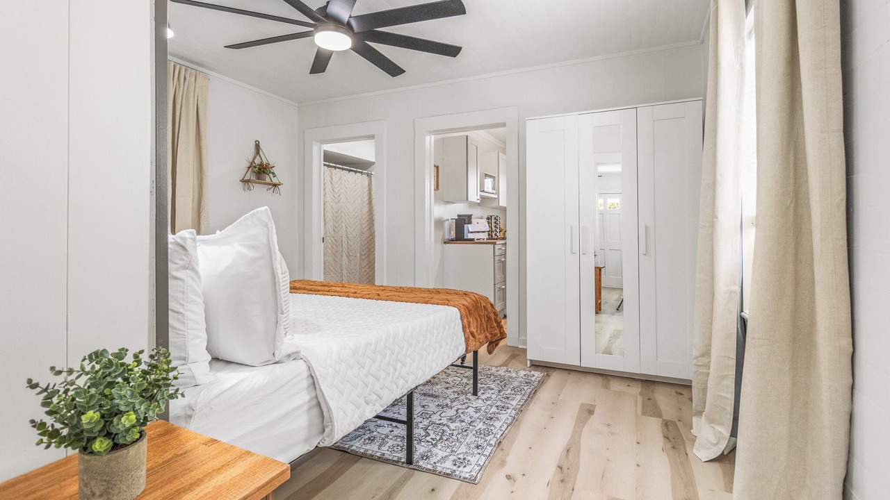 Photo of Bedroom in Southeast Pensacola