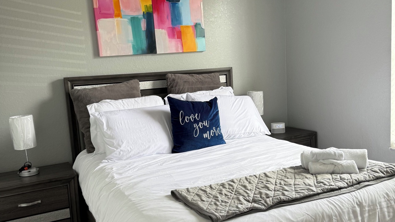 Photo of Bedroom in Regal Palms