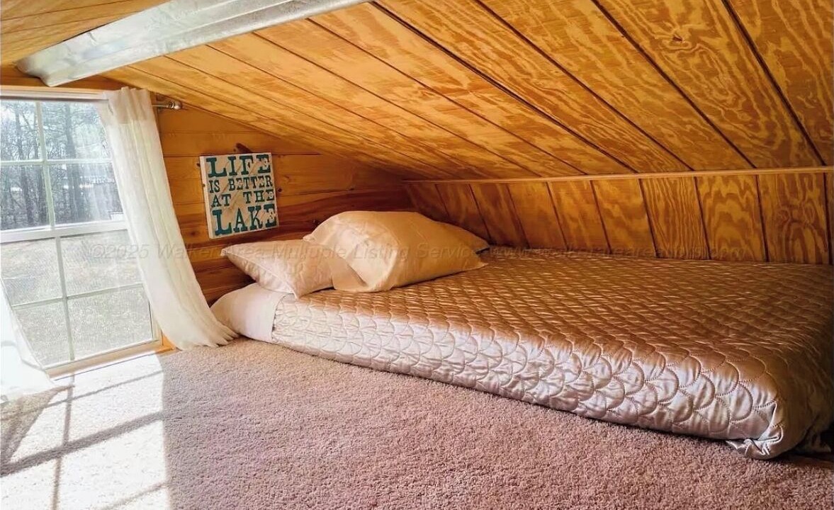 Photo of Bedroom in Crane Hill