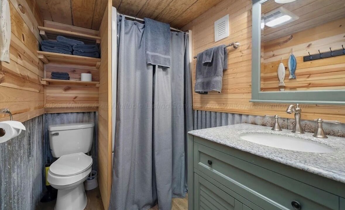 Photo of Bathroom in Crane Hill