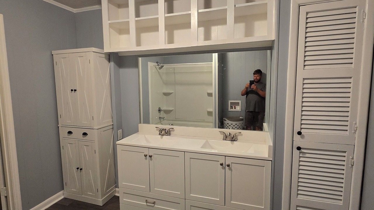 Photo of Bathroom in Hillsboro