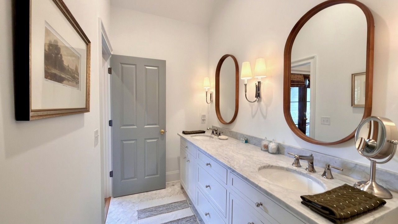 Photo of Bathroom in Auburn