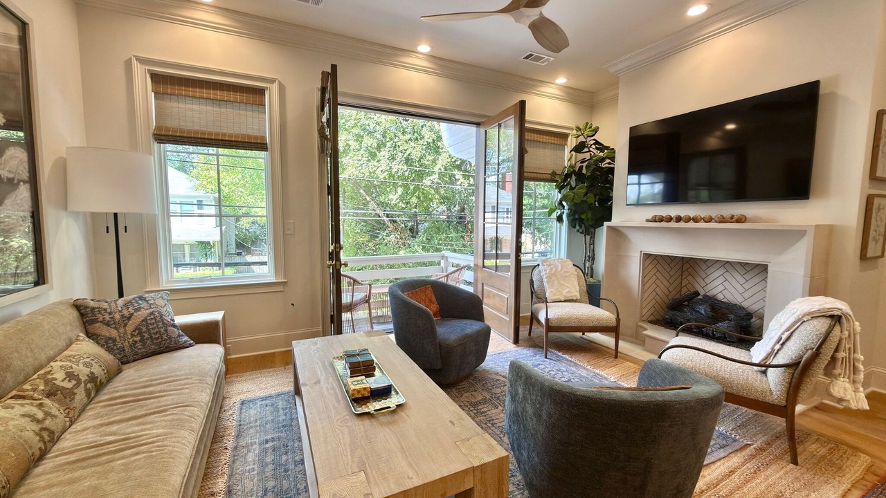 Photo of Livingroom in Auburn