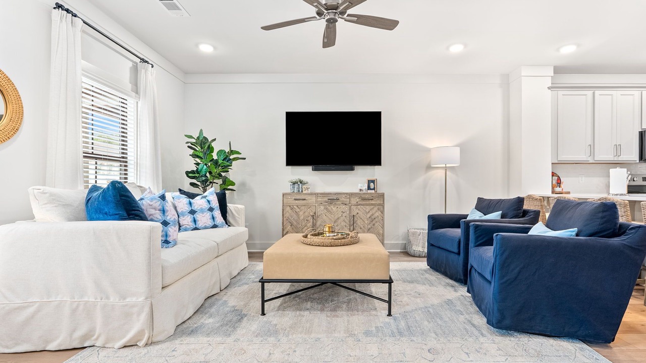 Photo of Livingroom in Auburn