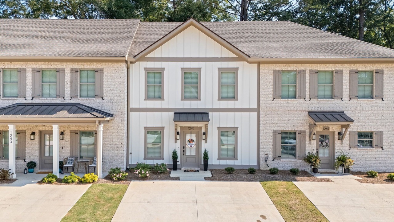 Photo of Outdoor in Auburn