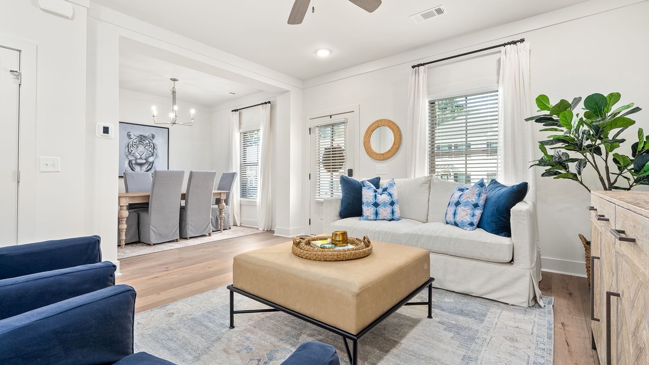 Photo of Livingroom in Auburn