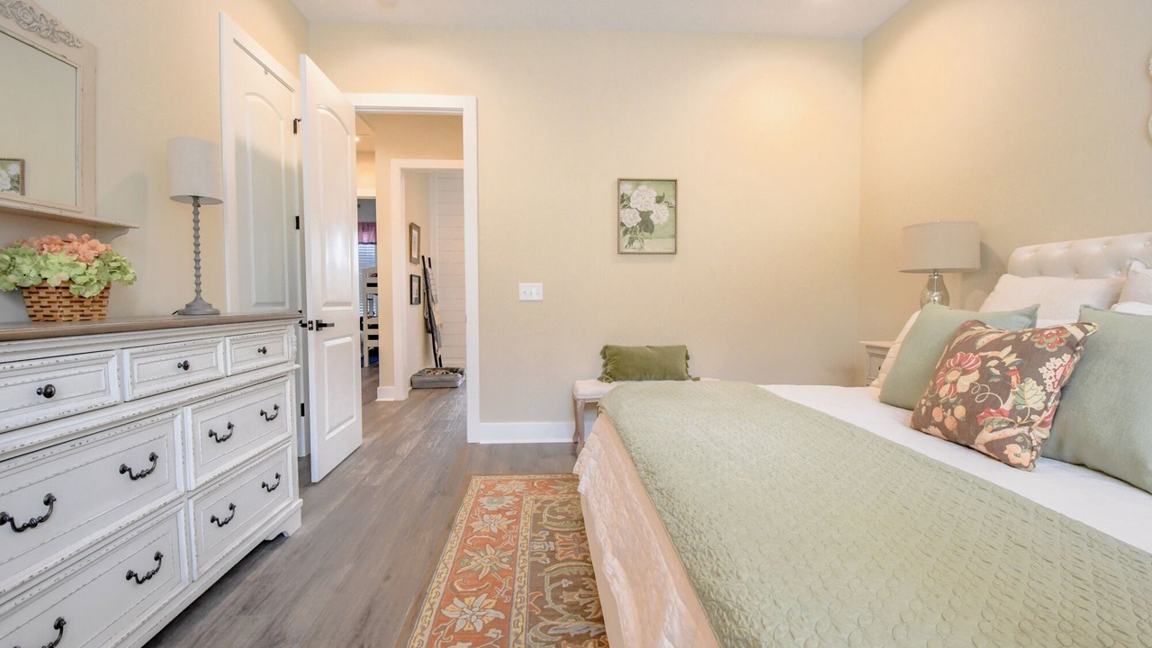 Photo of Bedroom in Tallassee