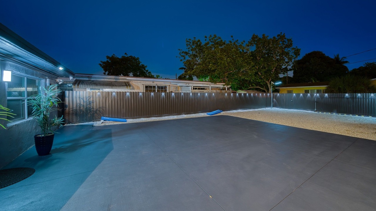 Photo of Outdoor in Hialeah