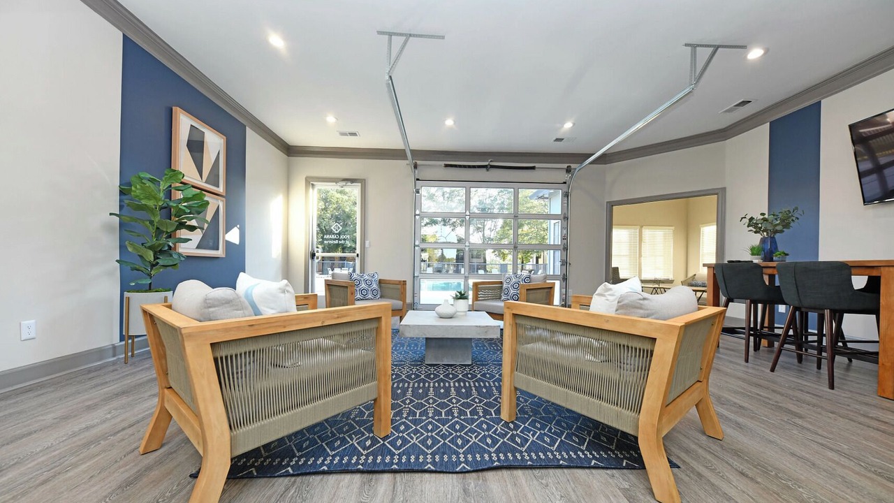Photo of Livingroom in Huntsville