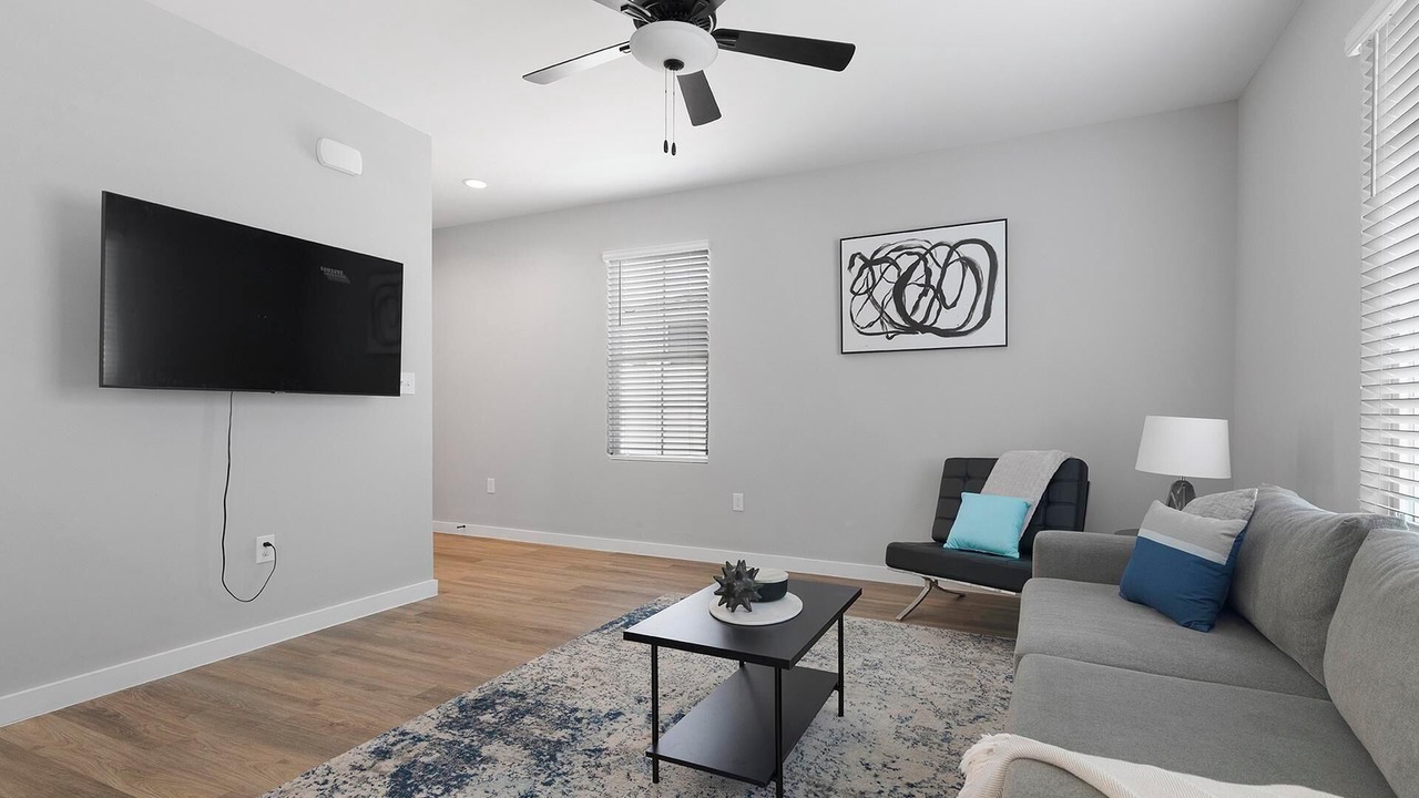 Photo of Livingroom in Madison