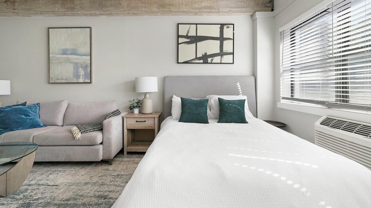 Photo of Bedroom in Central Business District