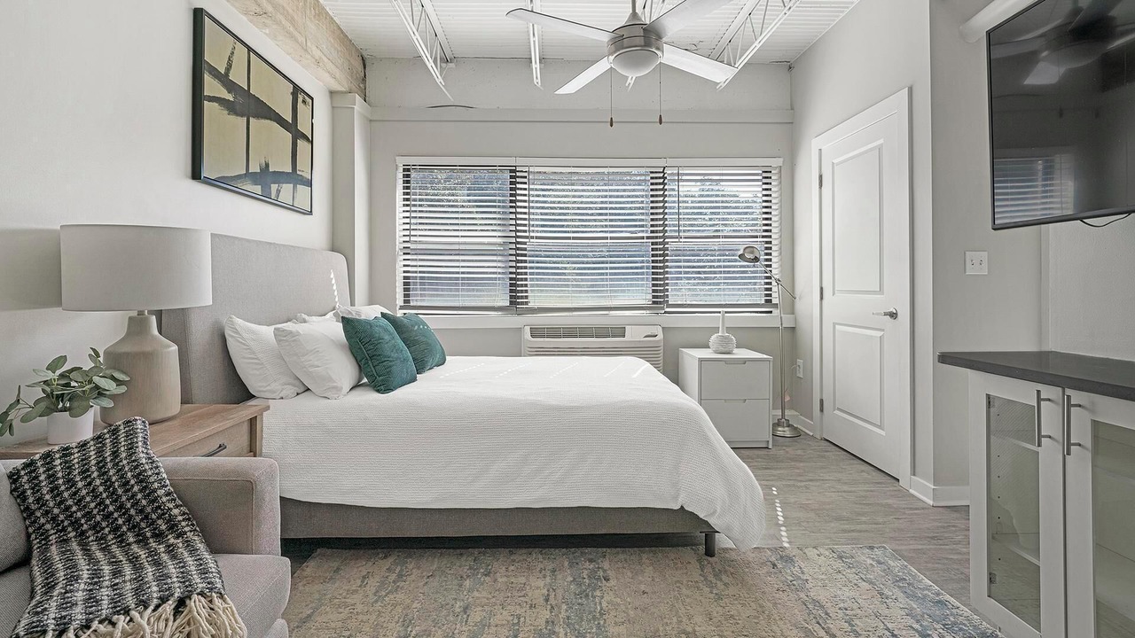 Photo of Bedroom in Central Business District