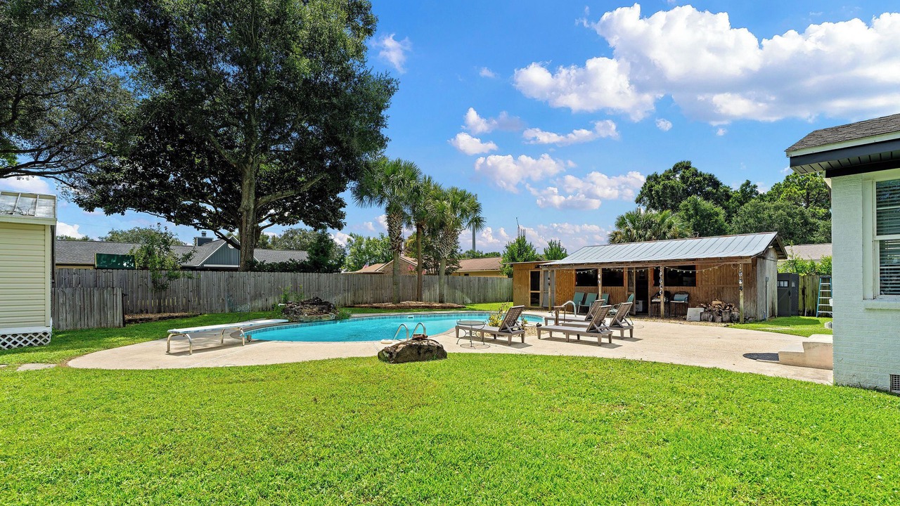 Photo of Outdoor in East Pensacola Heights