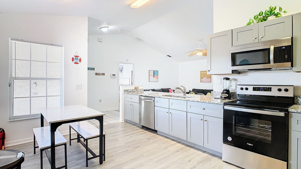 Photo of Kitchen in Crescent Lakes
