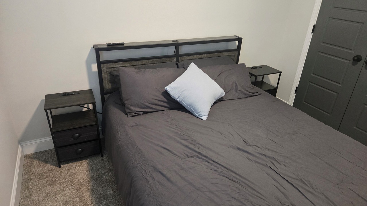 Photo of Bedroom in Normal