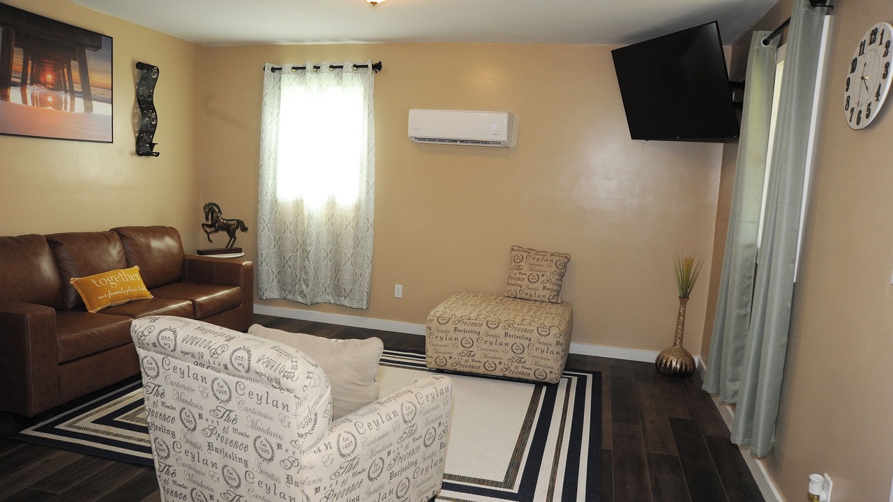 Photo of Livingroom in Hazel Green