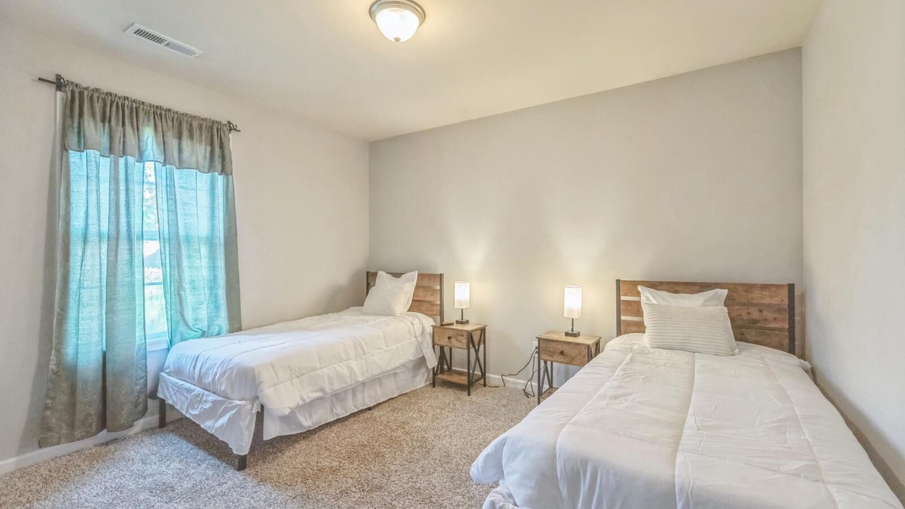 Photo of Bedroom in Harvest
