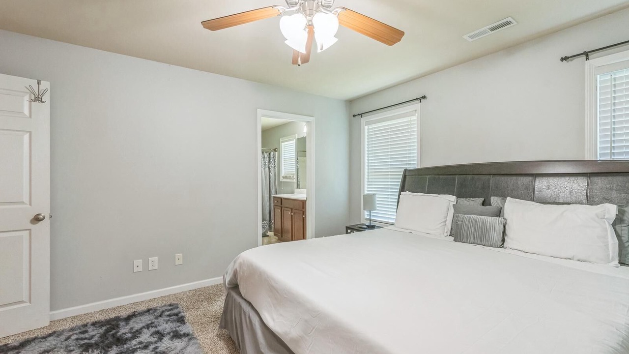 Photo of Bedroom in Harvest