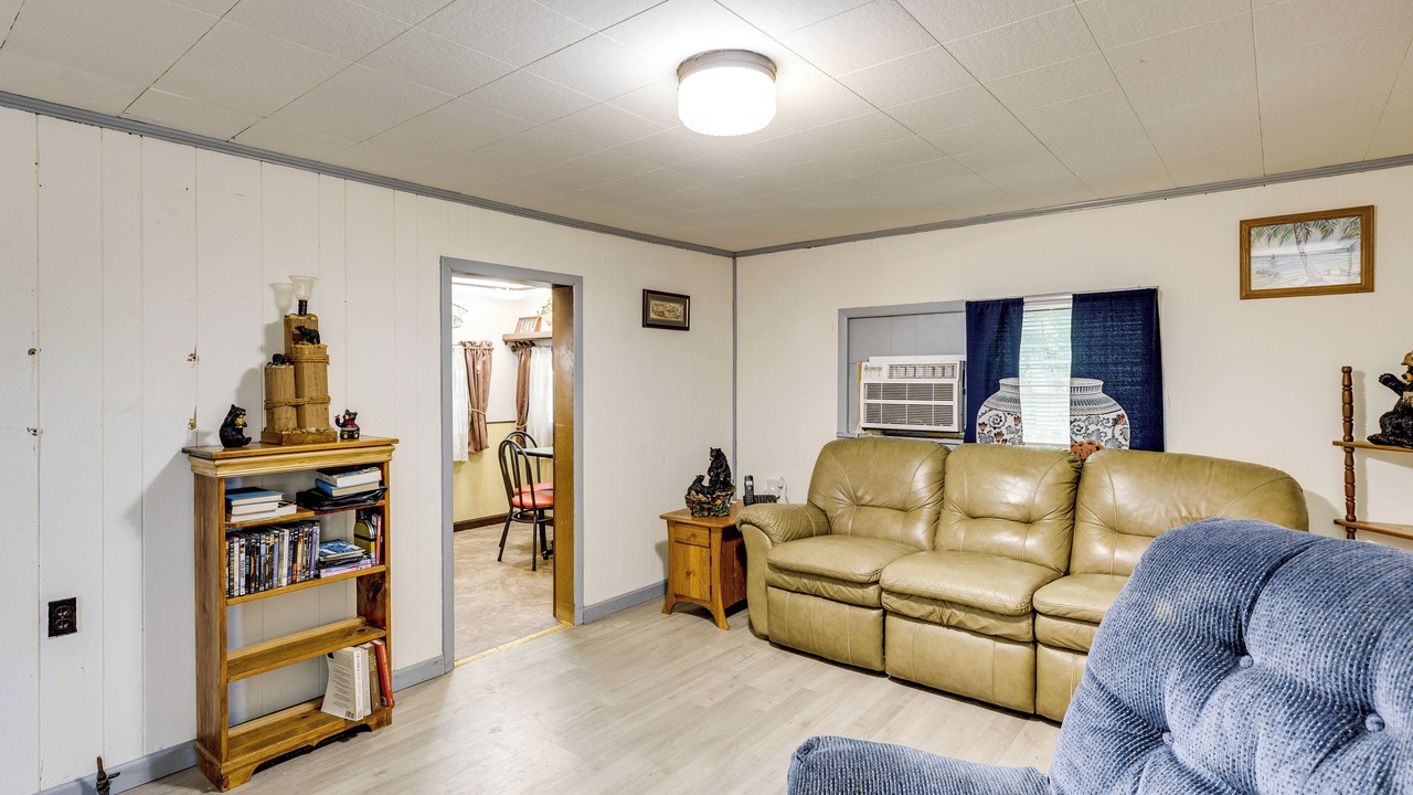 Photo of Livingroom in Langston