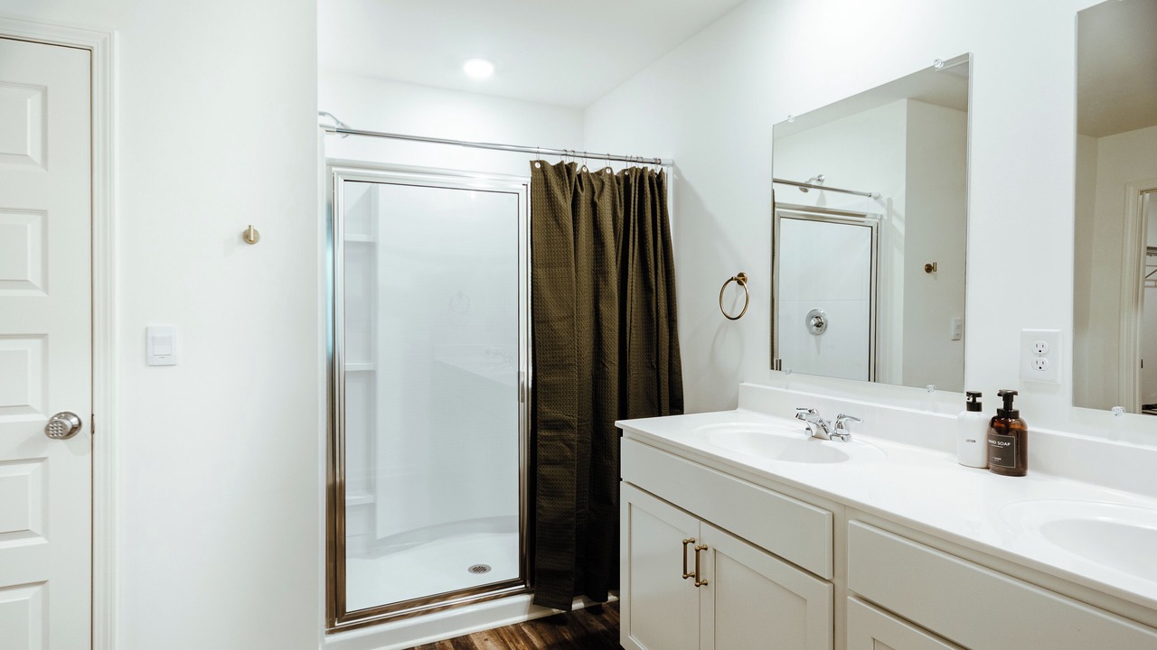 Photo of Bathroom in Tuscaloosa