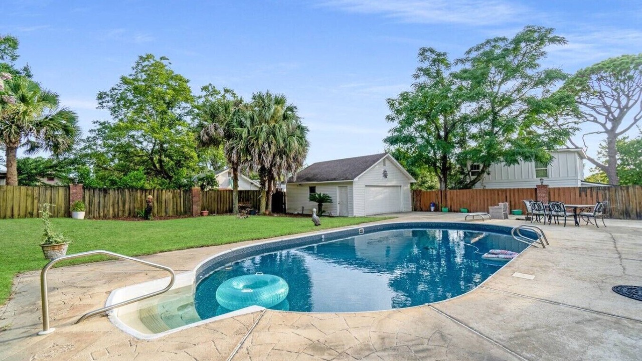 Photo of Outdoor in East Pensacola Heights