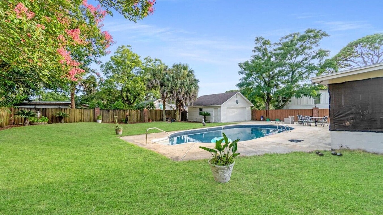 Photo of Outdoor in East Pensacola Heights