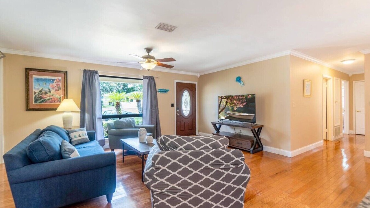 Photo of Livingroom in East Pensacola Heights