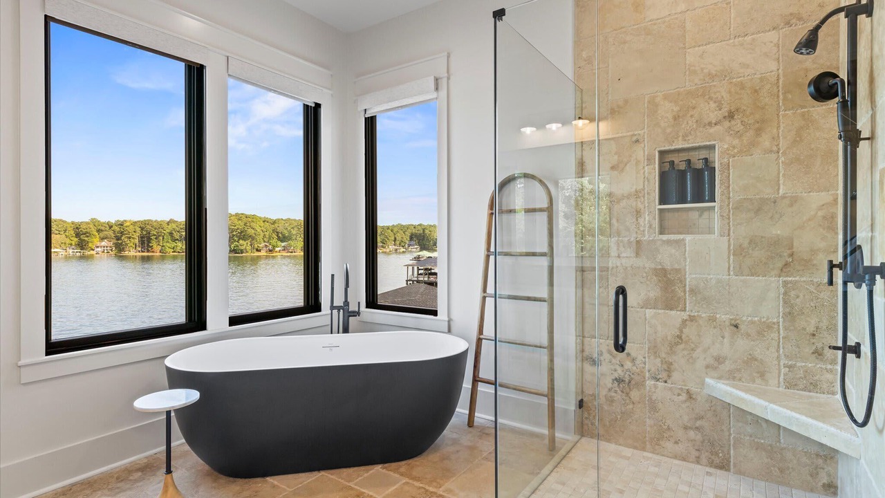 Photo of Bathroom in Dadeville