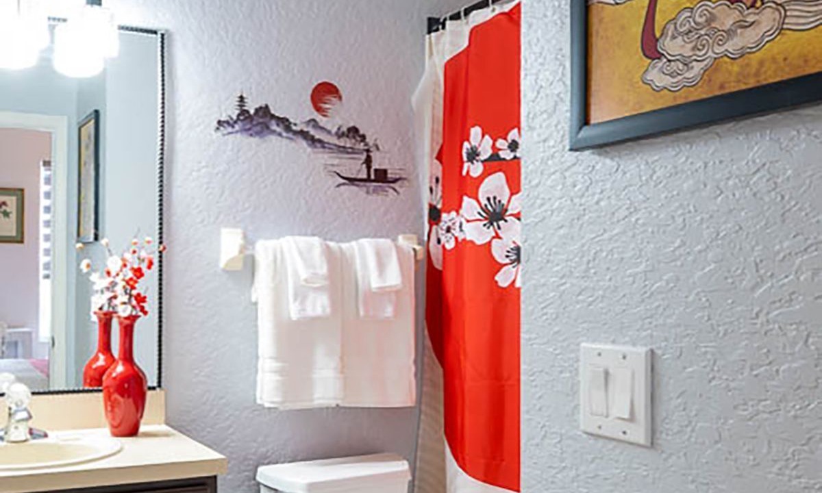 Photo of Bathroom in Regal Palms