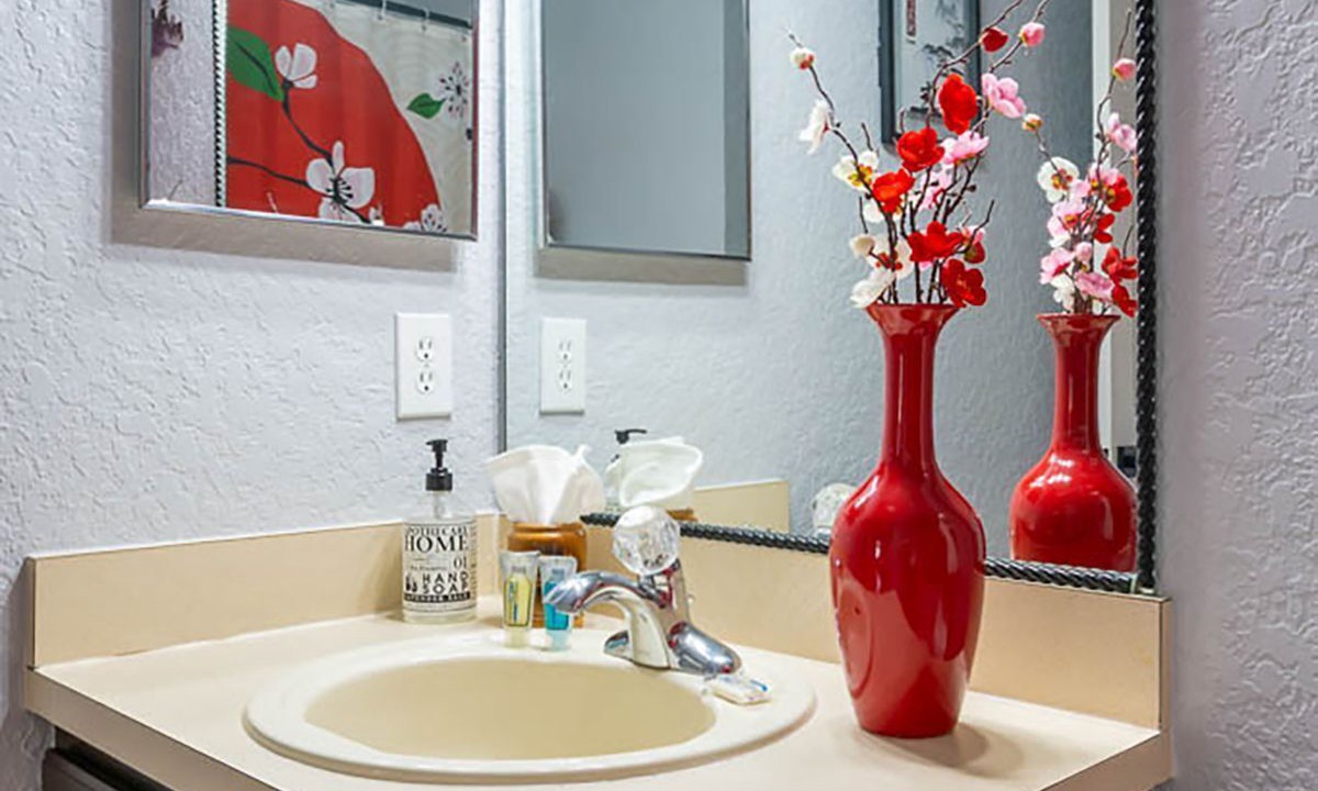Photo of Bathroom in Regal Palms