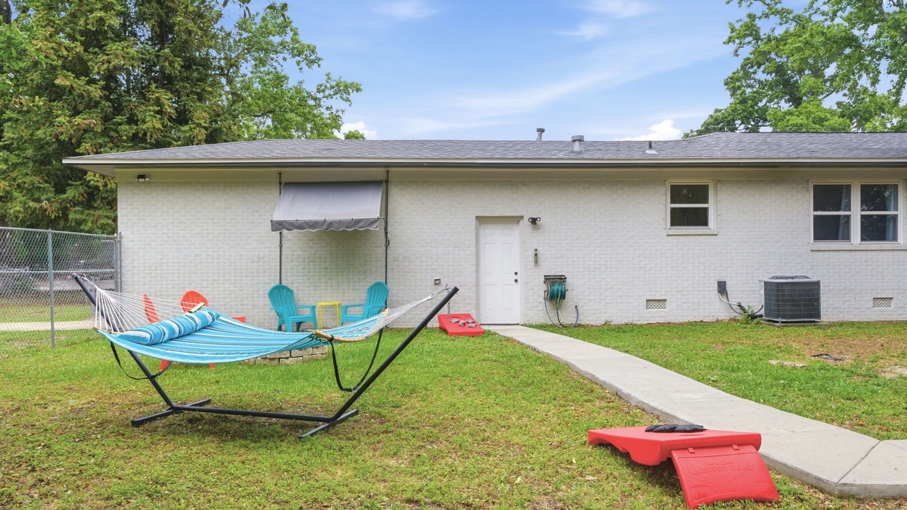 Photo of Outdoor in Myrtle Grove