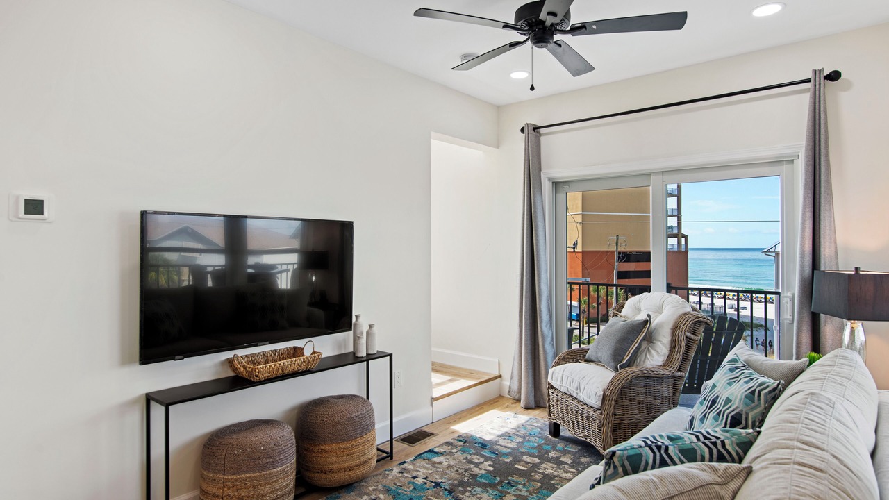 Photo of Livingroom in West Panama City Beach