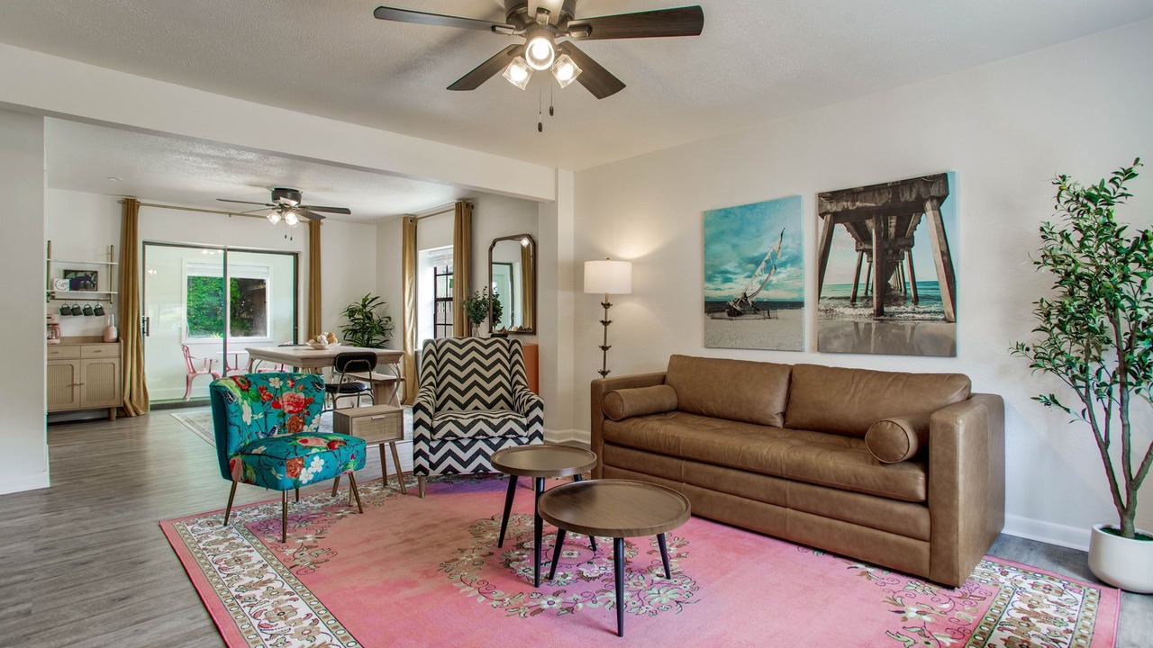 Photo of Livingroom in Ono Island