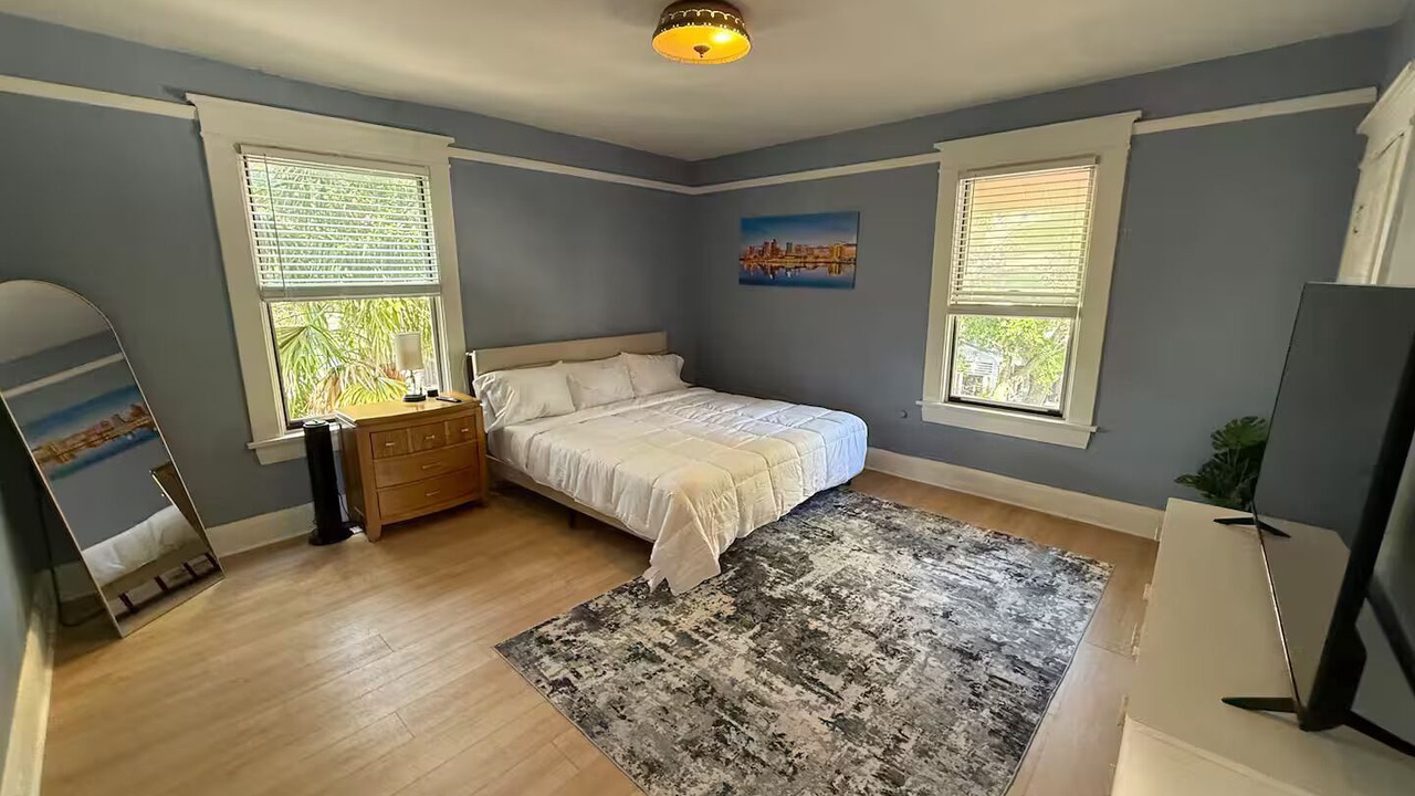 Photo of Bedroom in Hyde Park