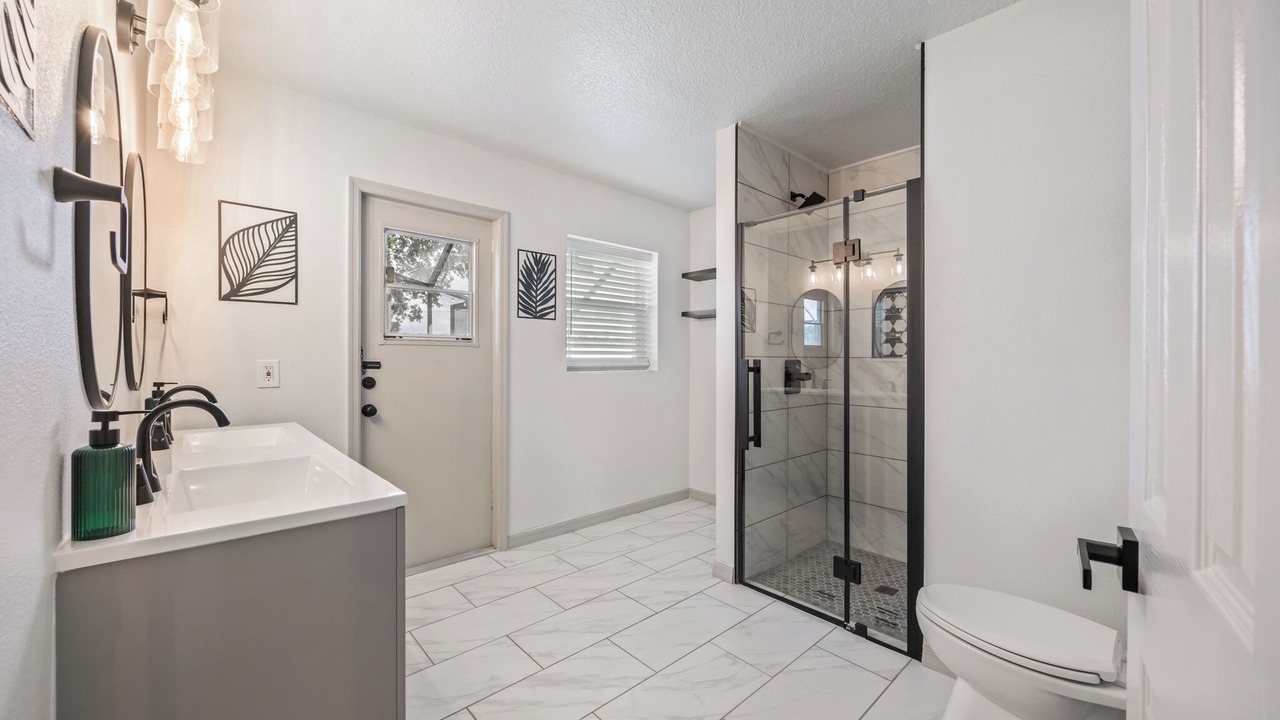 Photo of Bathroom in Rockledge