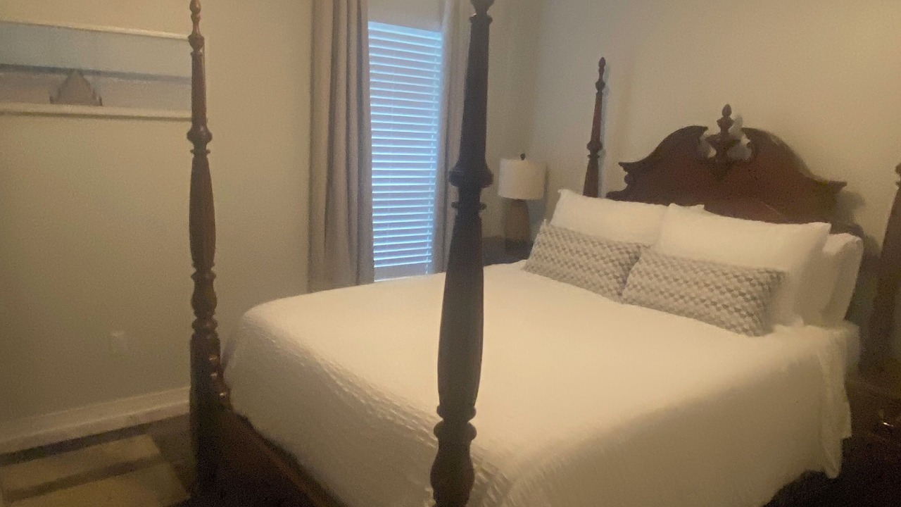 Photo of Bedroom in Ono Island