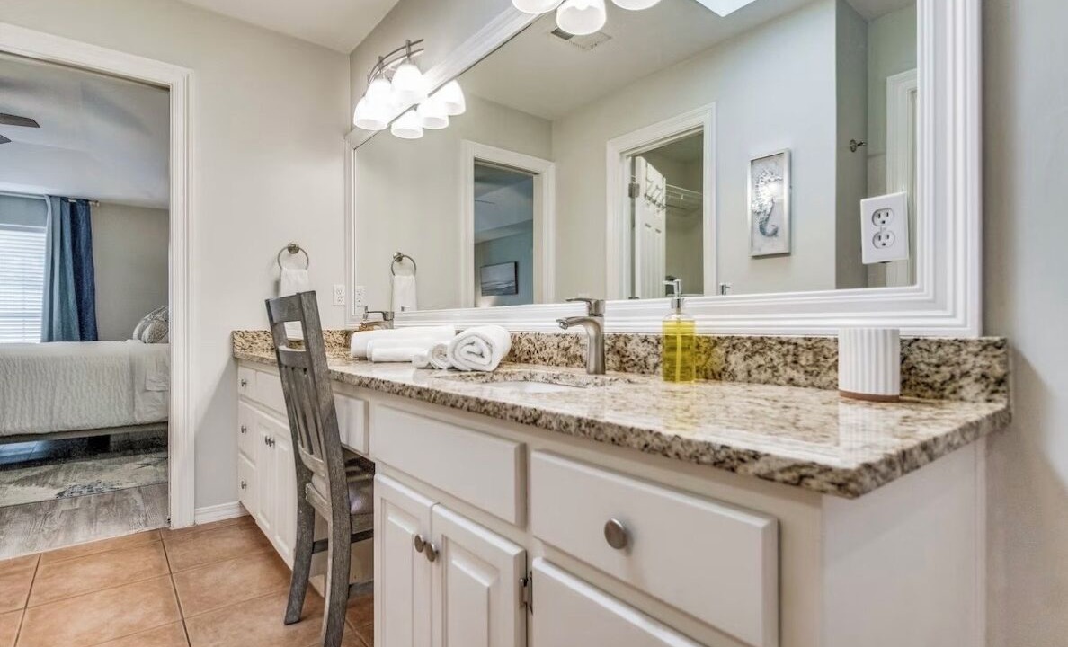Photo of Bathroom in Ono Island