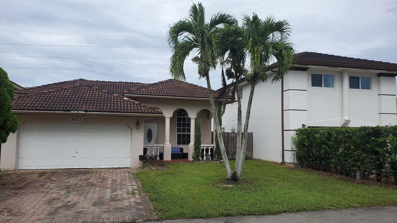 Photo of Outdoor in Tamiami