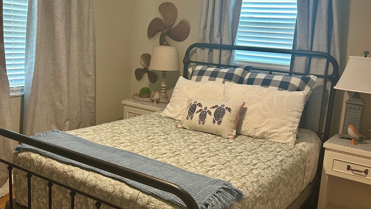 Photo of Bedroom in Homosassa