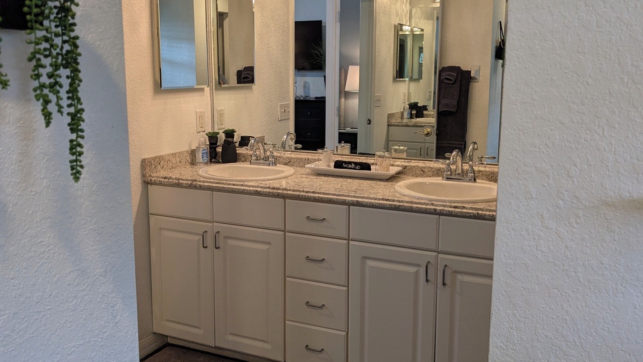 Photo of Bathroom in Lutz