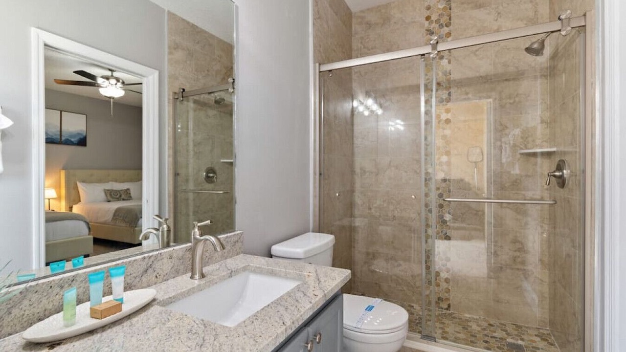 Photo of Bathroom in Sunset Ridge