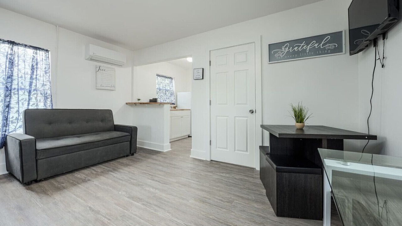Photo of Livingroom in South Pensacola