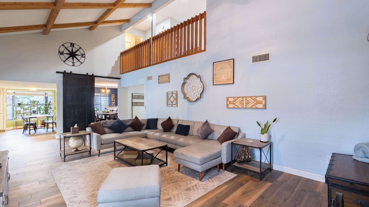 Photo of Livingroom in Bloomingdale