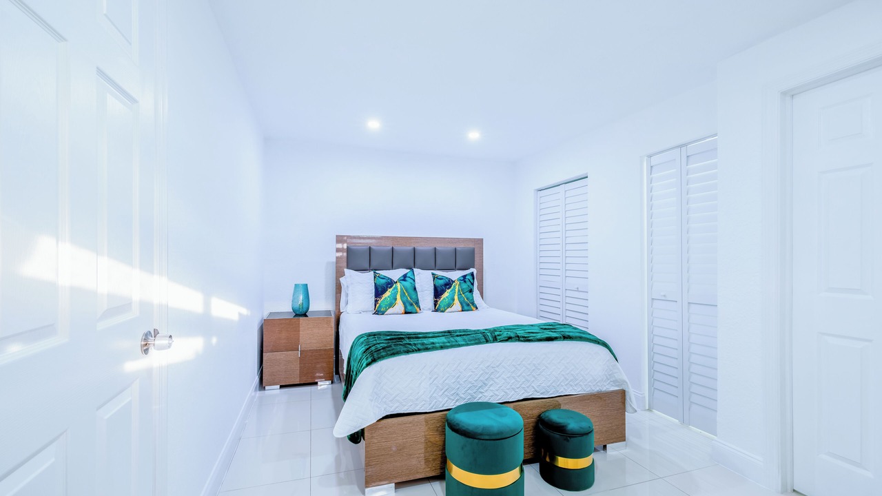 Photo of Bedroom in Hialeah