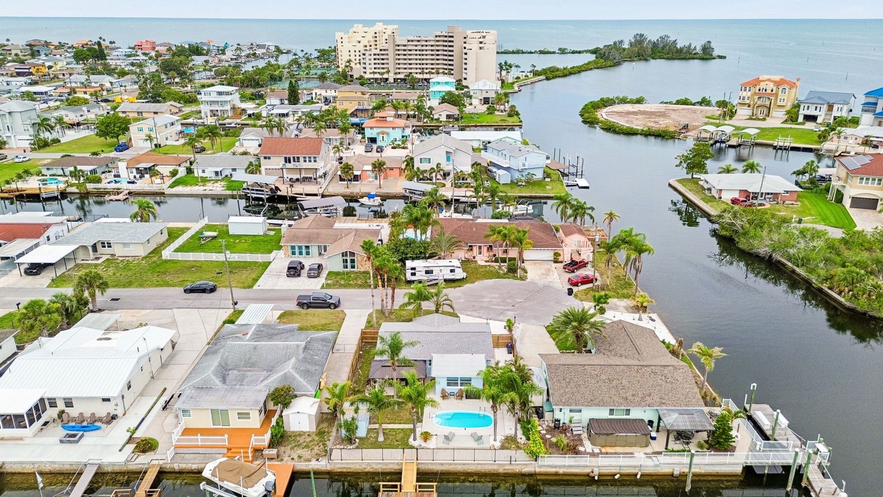 Photo of Outdoor in Hudson Beach Estates